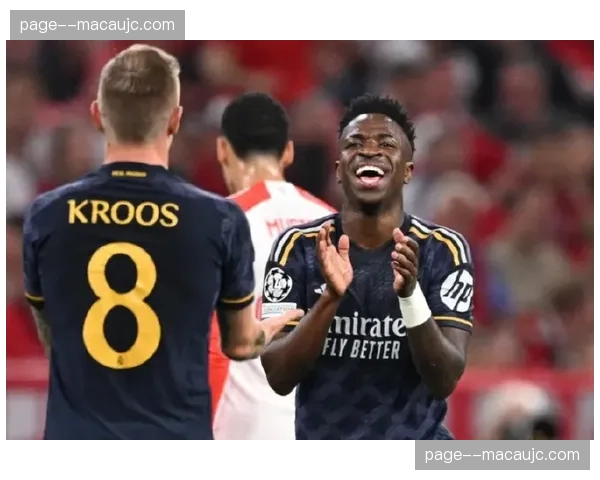 皇马维尼修斯双响关键回合：内切兜射与点球主罚的心理素质与技术细节